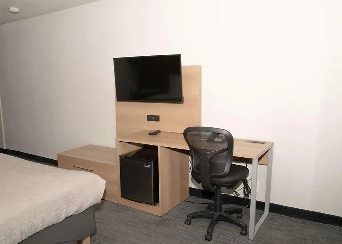 Quality Inn Portland Airport Pdx